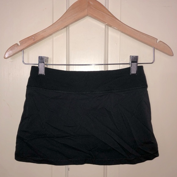Ivivva by Lululemon Girls Ruffle Tennis Skirt Skort Black Size 8 - Picture 6 of 6